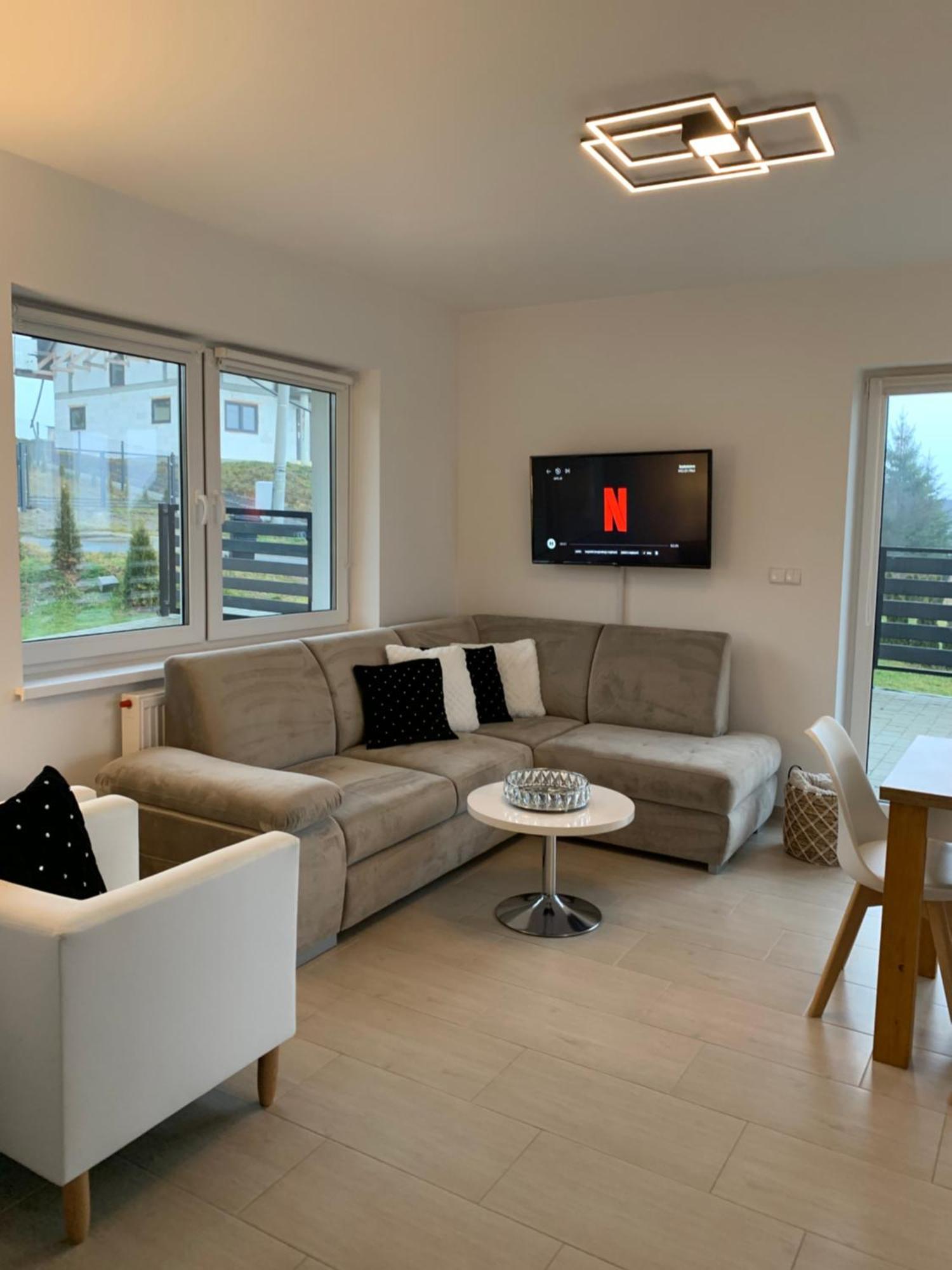 Aura Home Grywald Exteriör bild